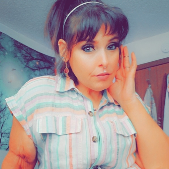 Meet your Posher, Rachel - Picture 5 of 16